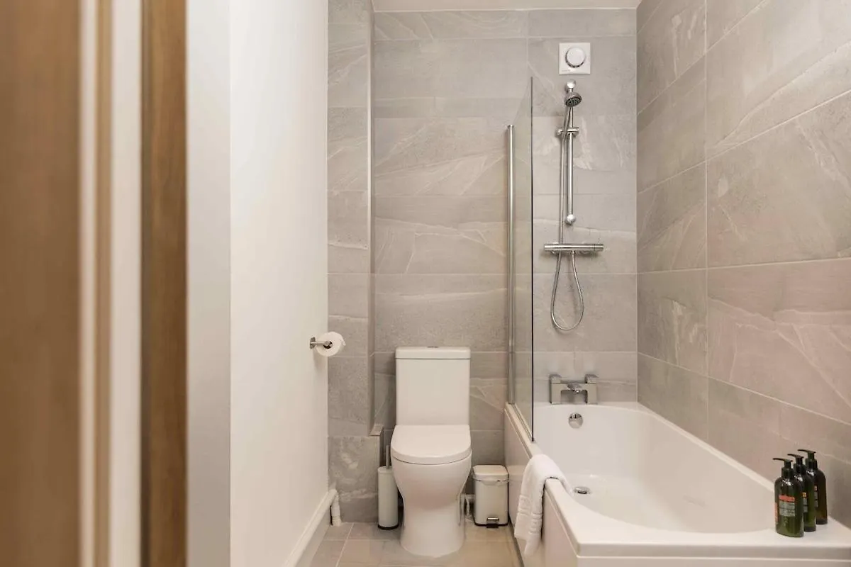 18 Tivoli - By Luxury Apartments GLOUCESTERSHIRE